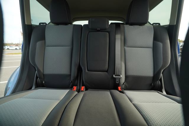 Used 2017 Ford Escape SE w/ SE Cold Weather Package image 34