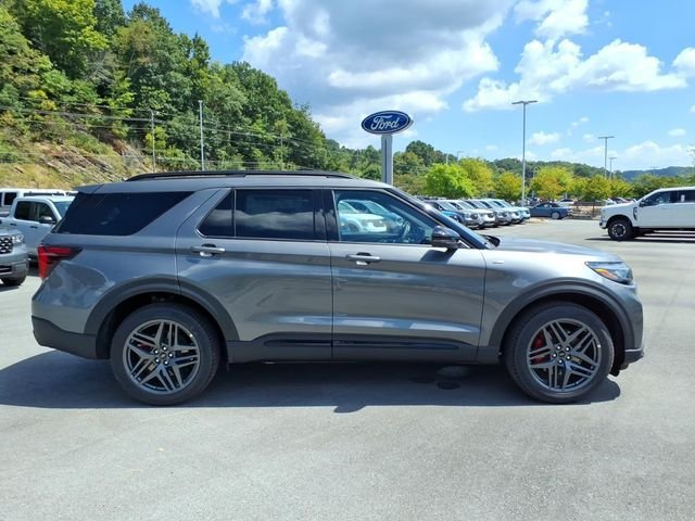 New 2027 Ford Explorer ST-Line w/ Premium Package AWD/4WD image 17