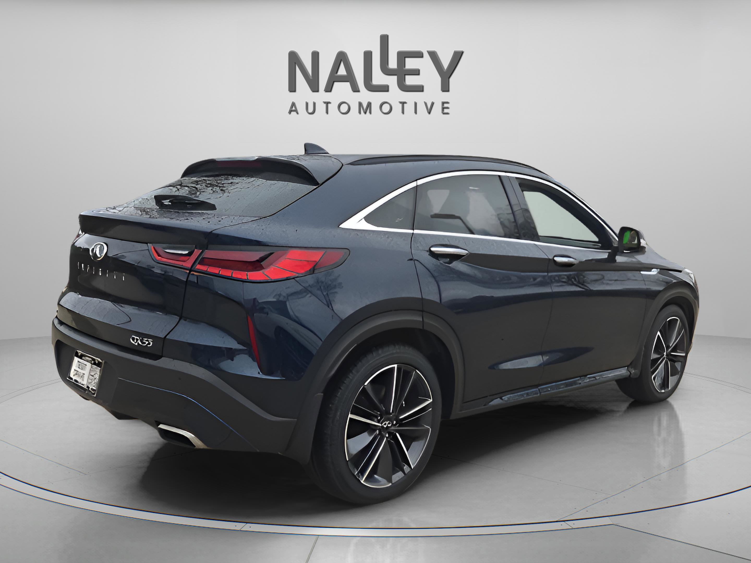 Certified 2023 INFINITI QX55 Luxe w/ Cargo Package image 5