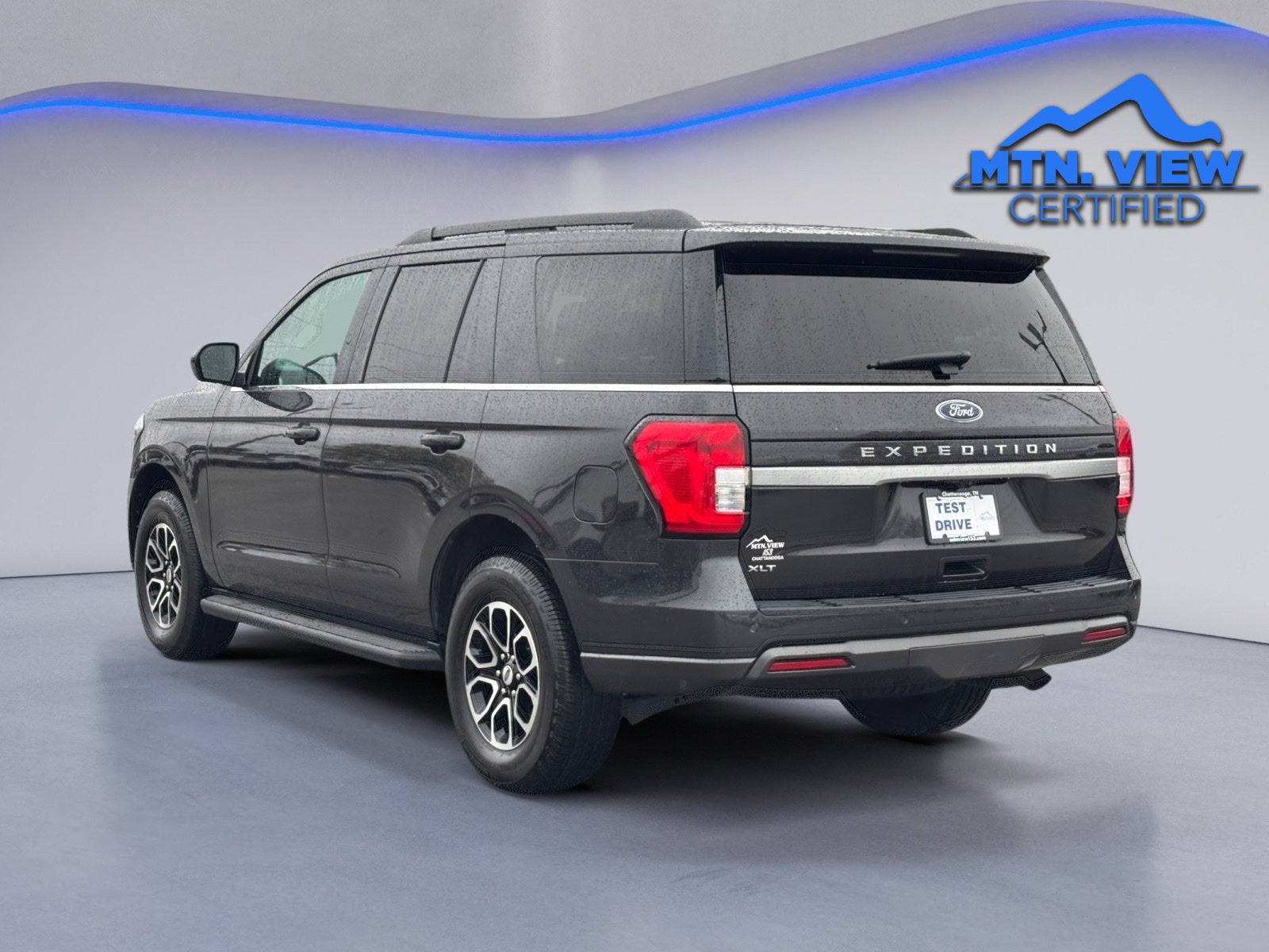 Used 2024 Ford Expedition XLT image 12