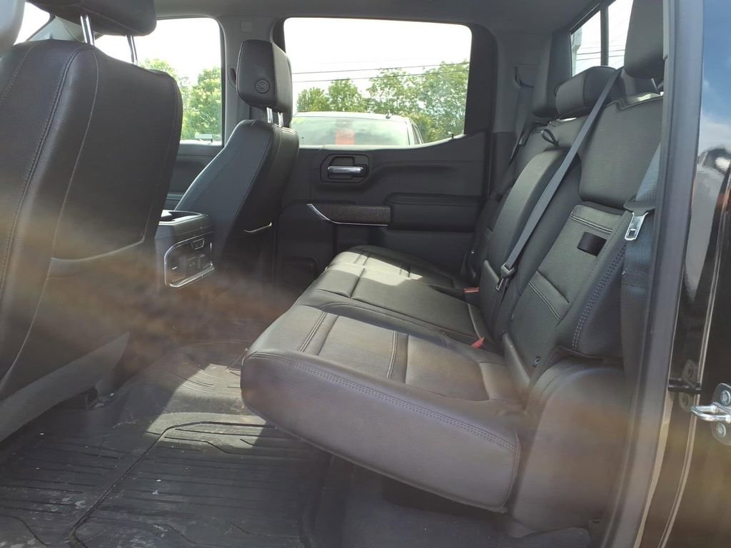Used 2019 GMC Sierra 1500 Denali w/ Denali Ultimate Package AWD/4WD image 9