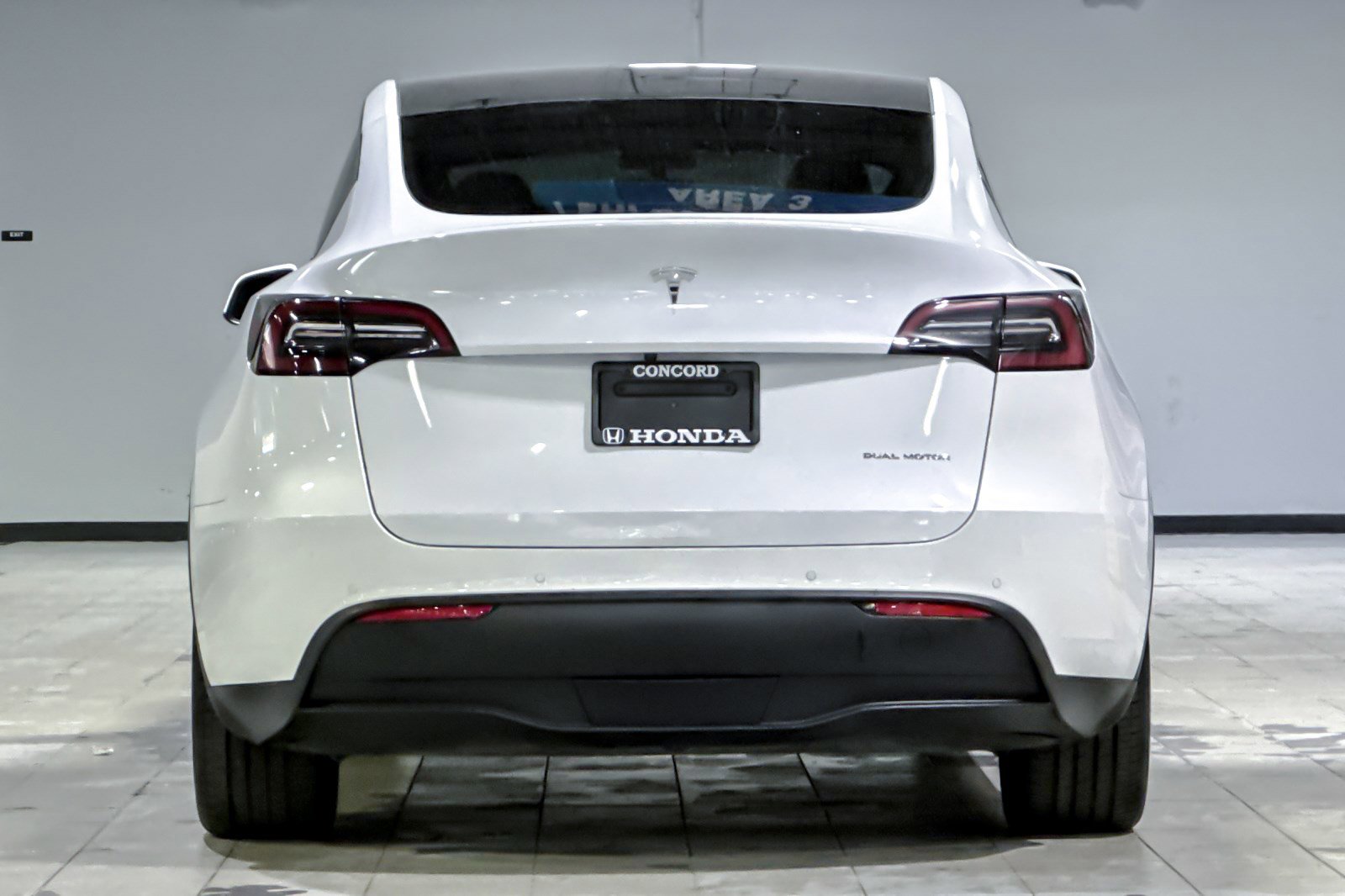 Used 2021 Tesla Model Y Long Range image 10