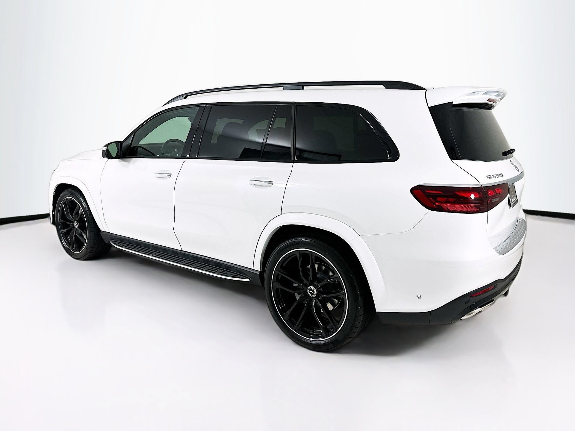 New 2026 Mercedes-Benz GLS 580 4MATIC image 6