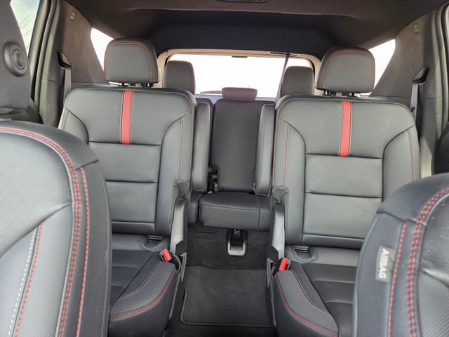 Used 2024 Chevrolet Traverse RS AWD/4WD image 36