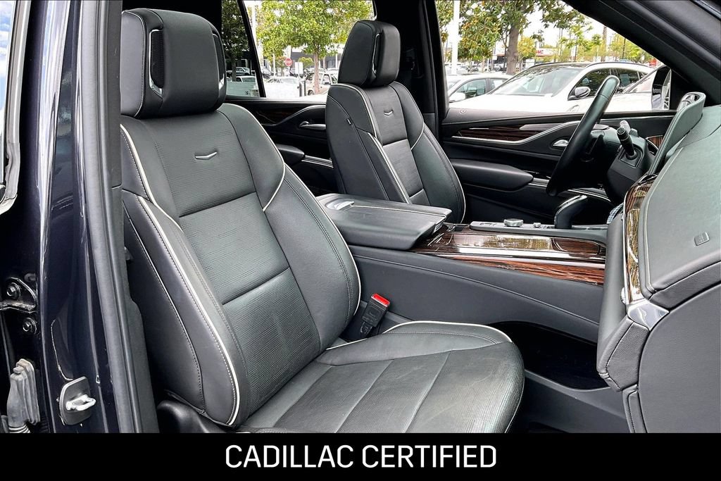Certified 2023 Cadillac Escalade Premium Luxury AWD/4WD image 9