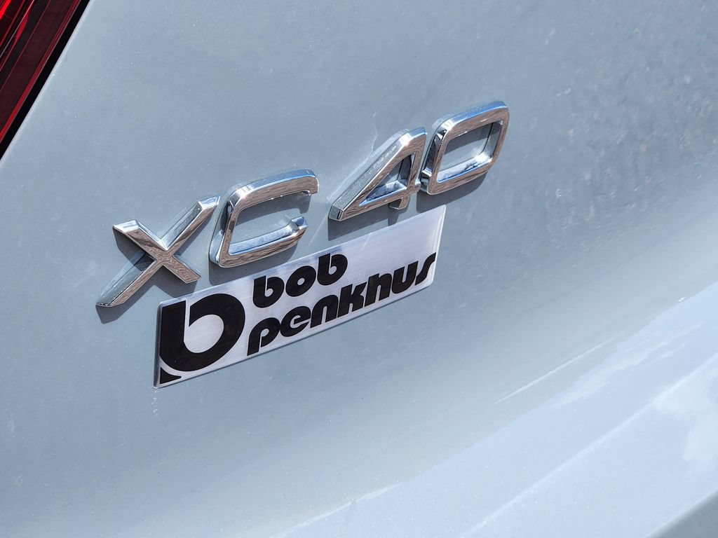 New 2026 Volvo XC40 B5 Plus w/ Protection Package Premier AWD/4WD image 31