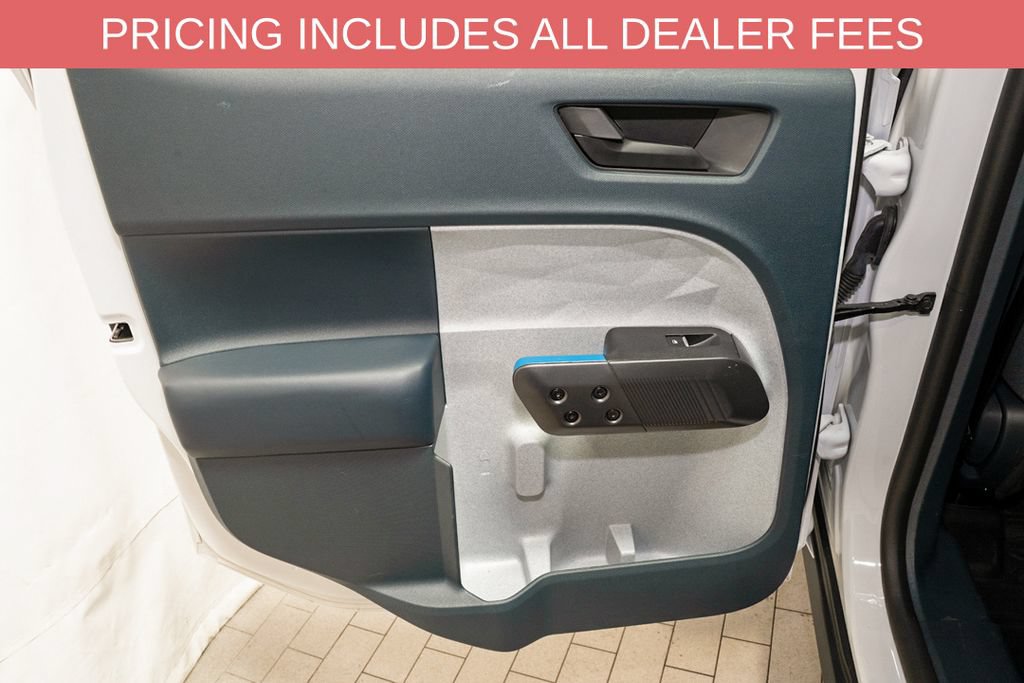 Used 2025 Ford Maverick XLT FWD image 9