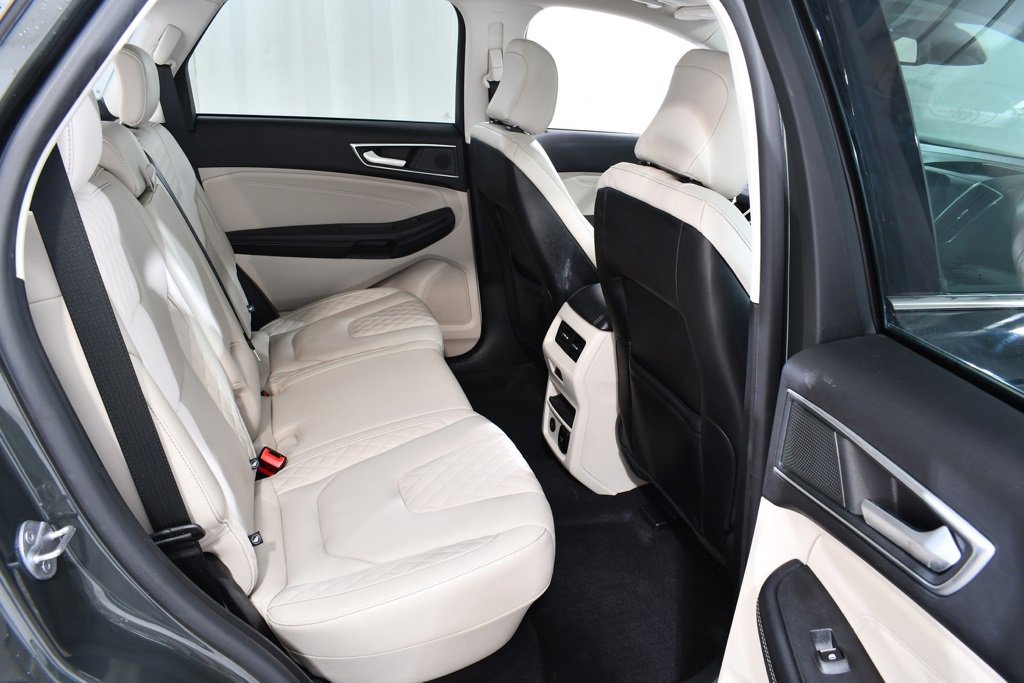 Used 2024 Ford Edge Titanium w/ Titanium Elite Package image 19