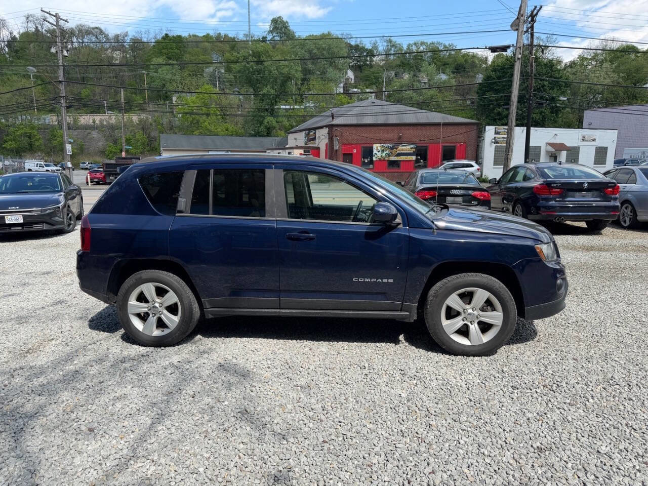 Used 2014 Jeep Compass Latitude AWD/4WD image 7