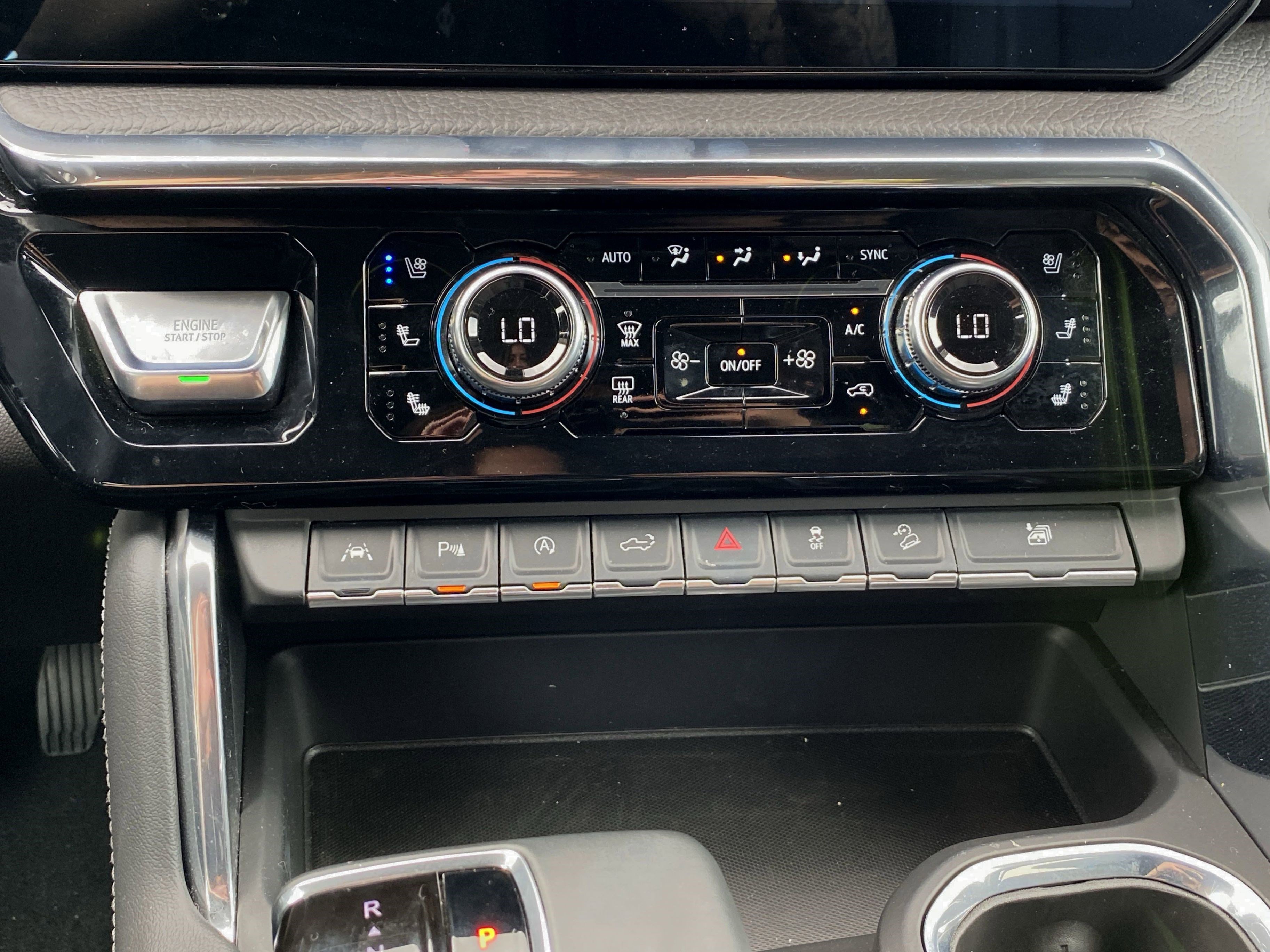 Used 2024 GMC Sierra 1500 Denali w/ Technology Package image 32