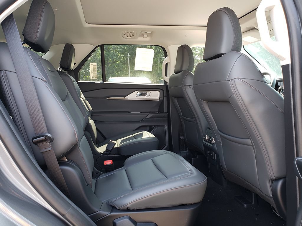 New 2026 Ford Explorer Active w/ Active Comfort Package AWD/4WD image 19