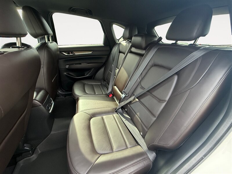Used 2019 MAZDA CX-5 Signature AWD/4WD image 14
