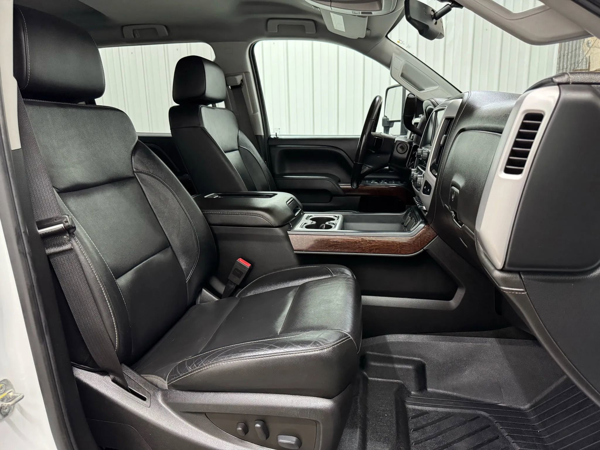 Used 2018 GMC Sierra 2500 SLT w/ Duramax Plus Package image 12