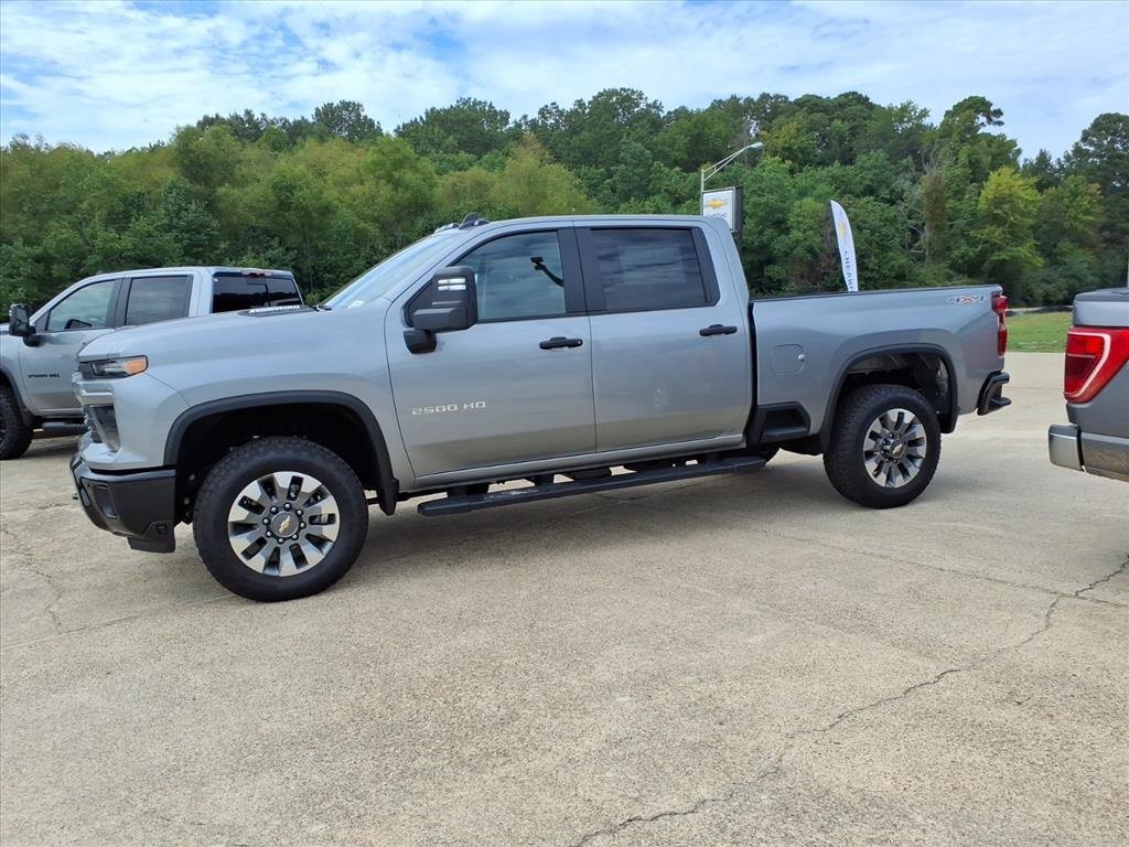 New 2025 Chevrolet Silverado 2500 Custom w/ Custom Value Package image 2