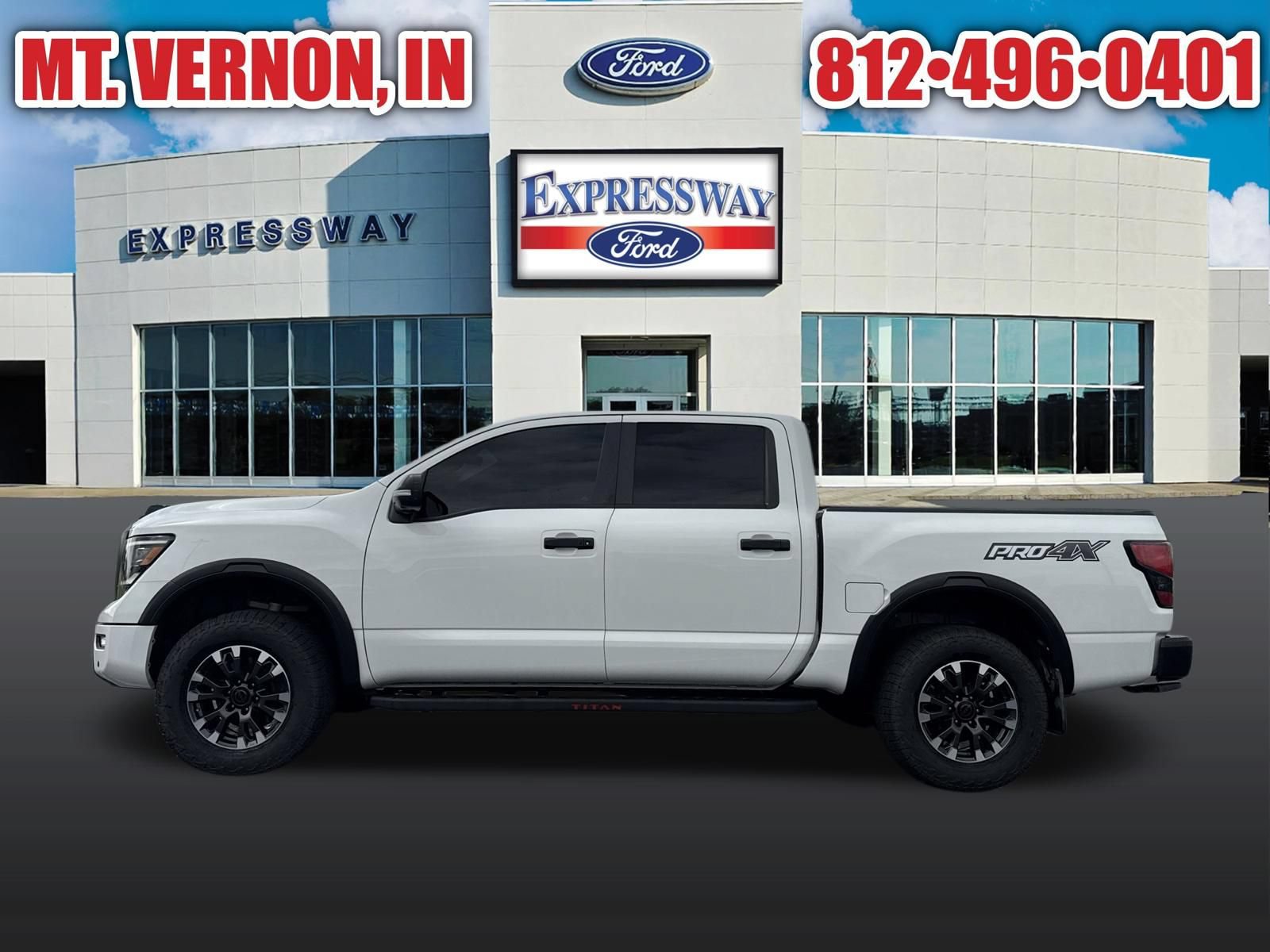 Used 2023 Nissan Titan PRO-4X w/ Pro-4x Convenience Package AWD/4WD image 14