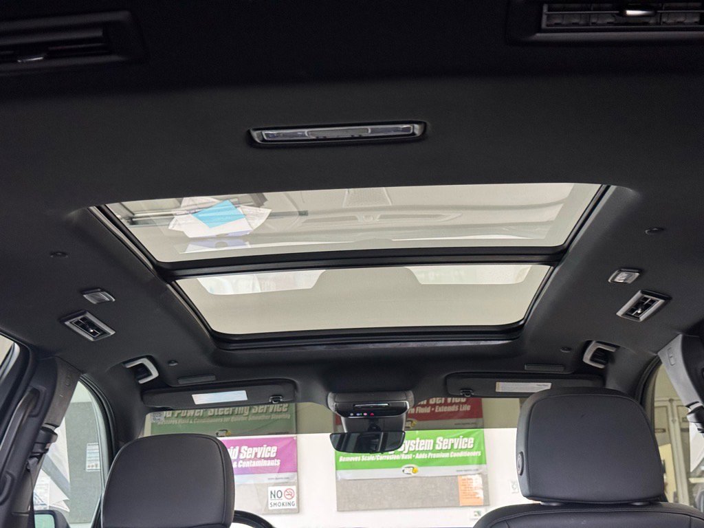 Used 2024 Chevrolet Traverse RS w/ LPO, Floor Liner Package image 11