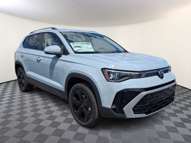 New 2026 Volkswagen Taos SEL AWD/4WD image 1