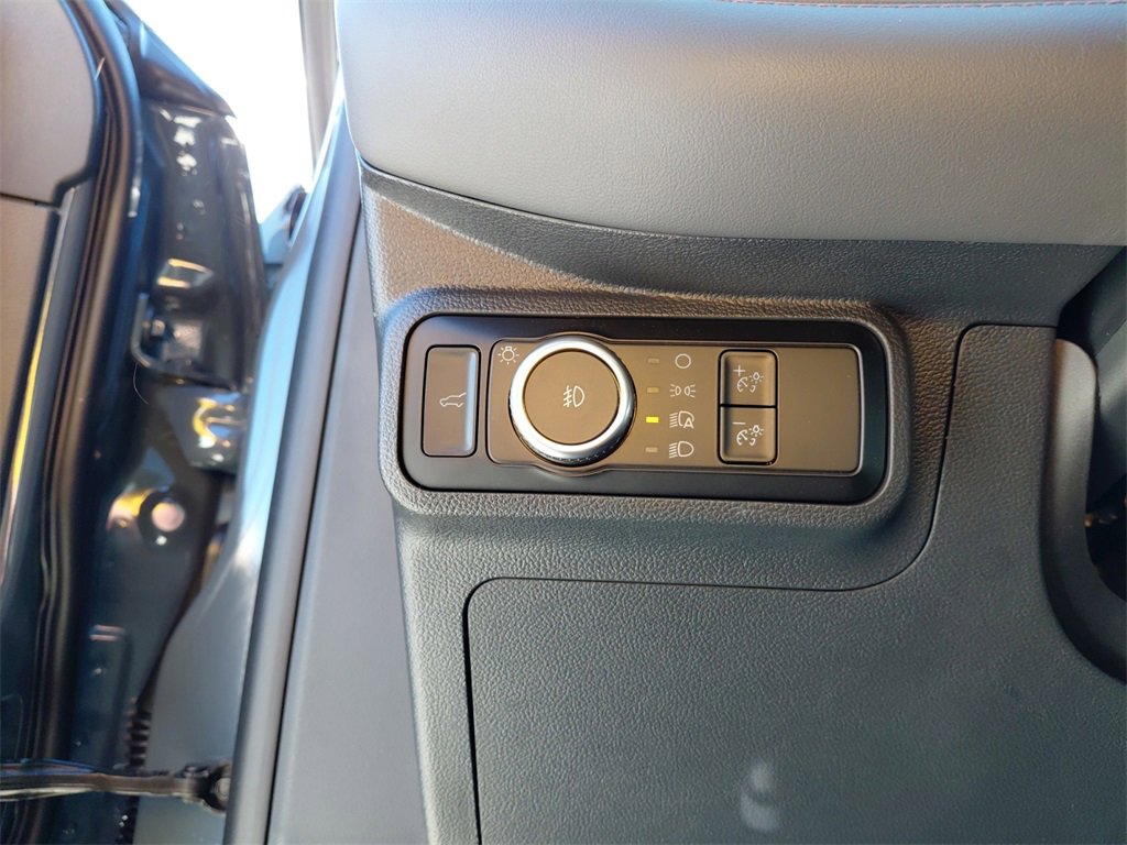 New 2026 Ford Explorer Active image 32