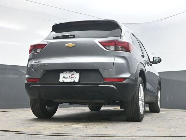 Used 2023 Chevrolet TrailBlazer LS AWD/4WD image 22