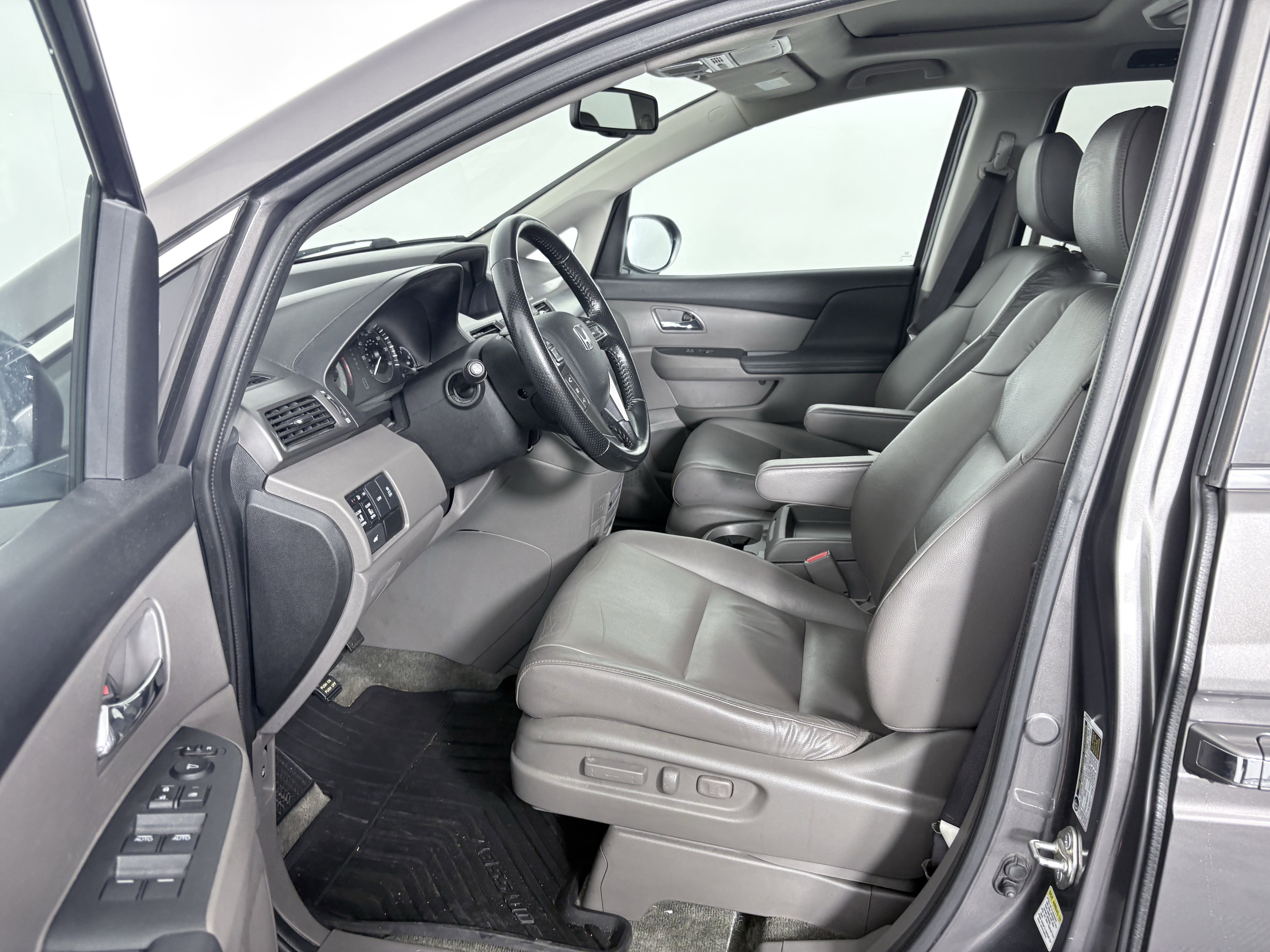 Used 2015 Honda Odyssey EX-L image 14