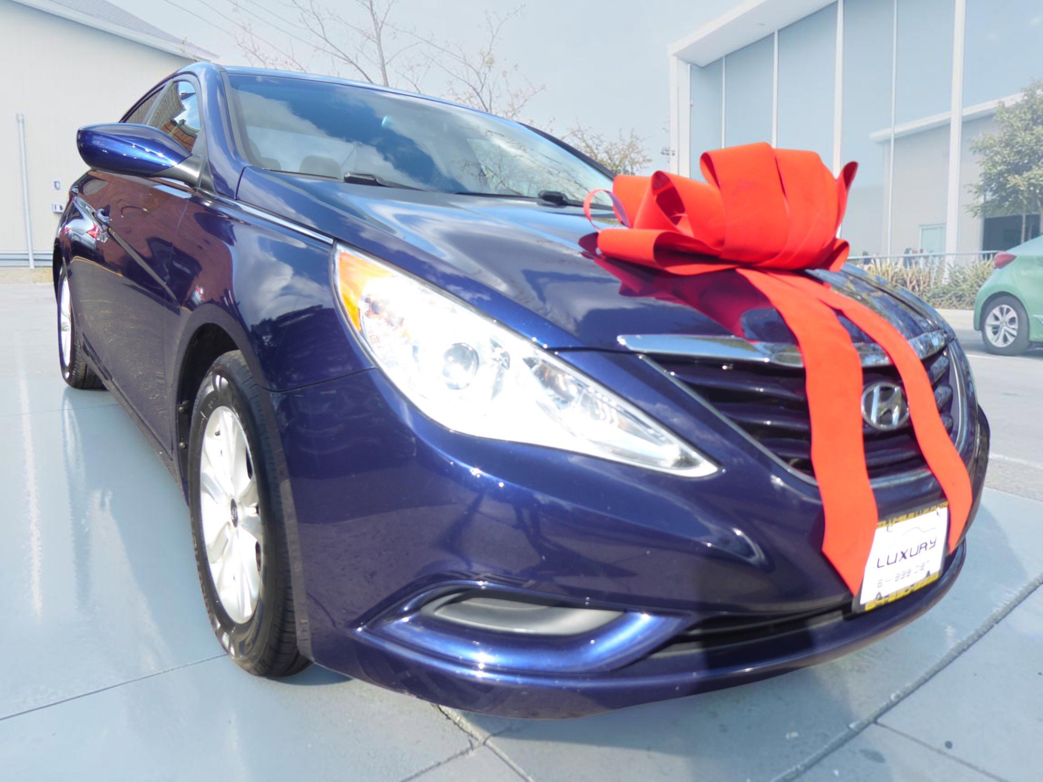 Used 2015 Hyundai Sonata Sport w/ Option Group 04 FWD image 3