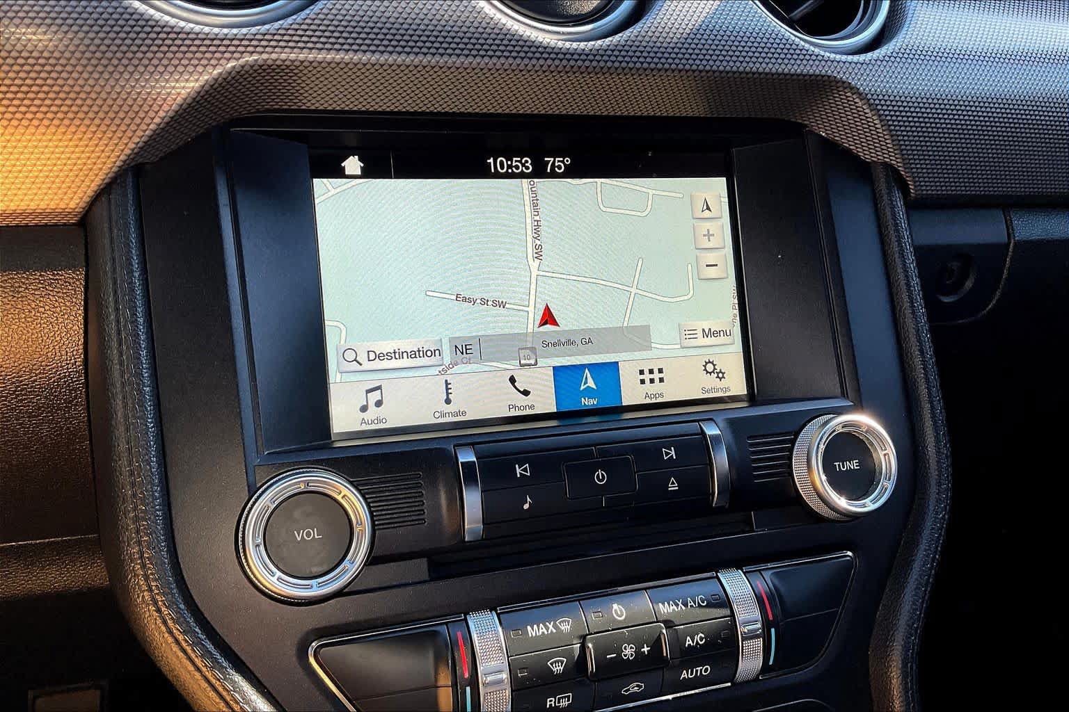 Used 2018 Ford Mustang Coupe w/ Equipment Group 101A RWD image 30