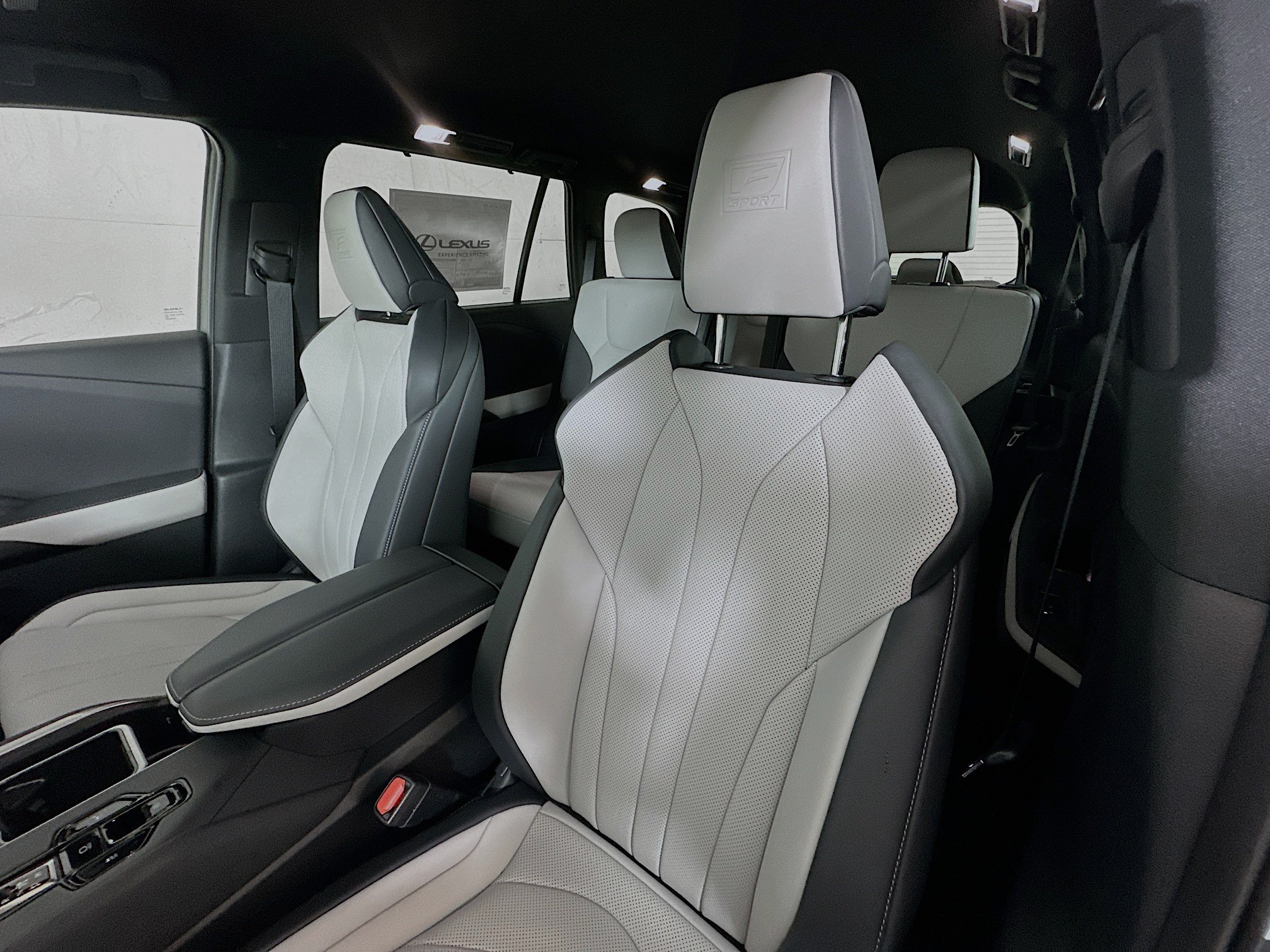 New 2026 Lexus TX 500h AWD w/ Technology Package image 19