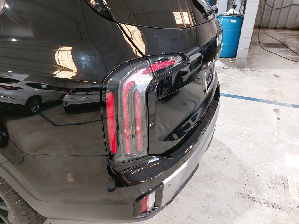 Used 2023 Kia Telluride SX Prestige X-Pro image 36