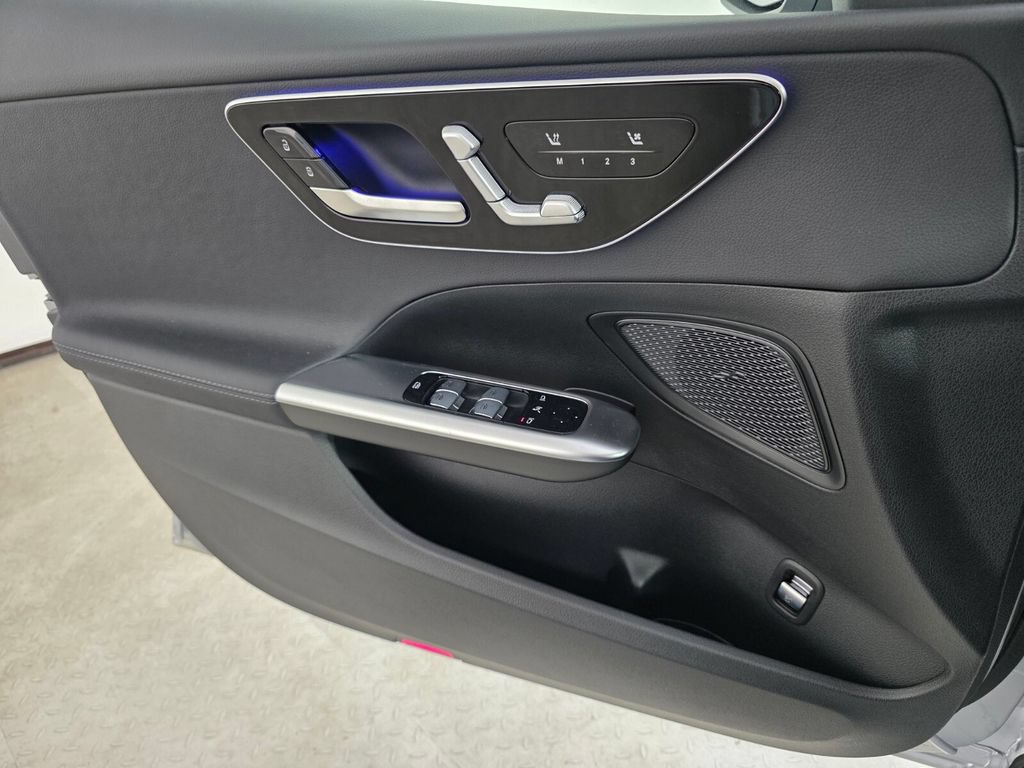 New 2026 Mercedes-Benz C 300 4MATIC Sedan image 15