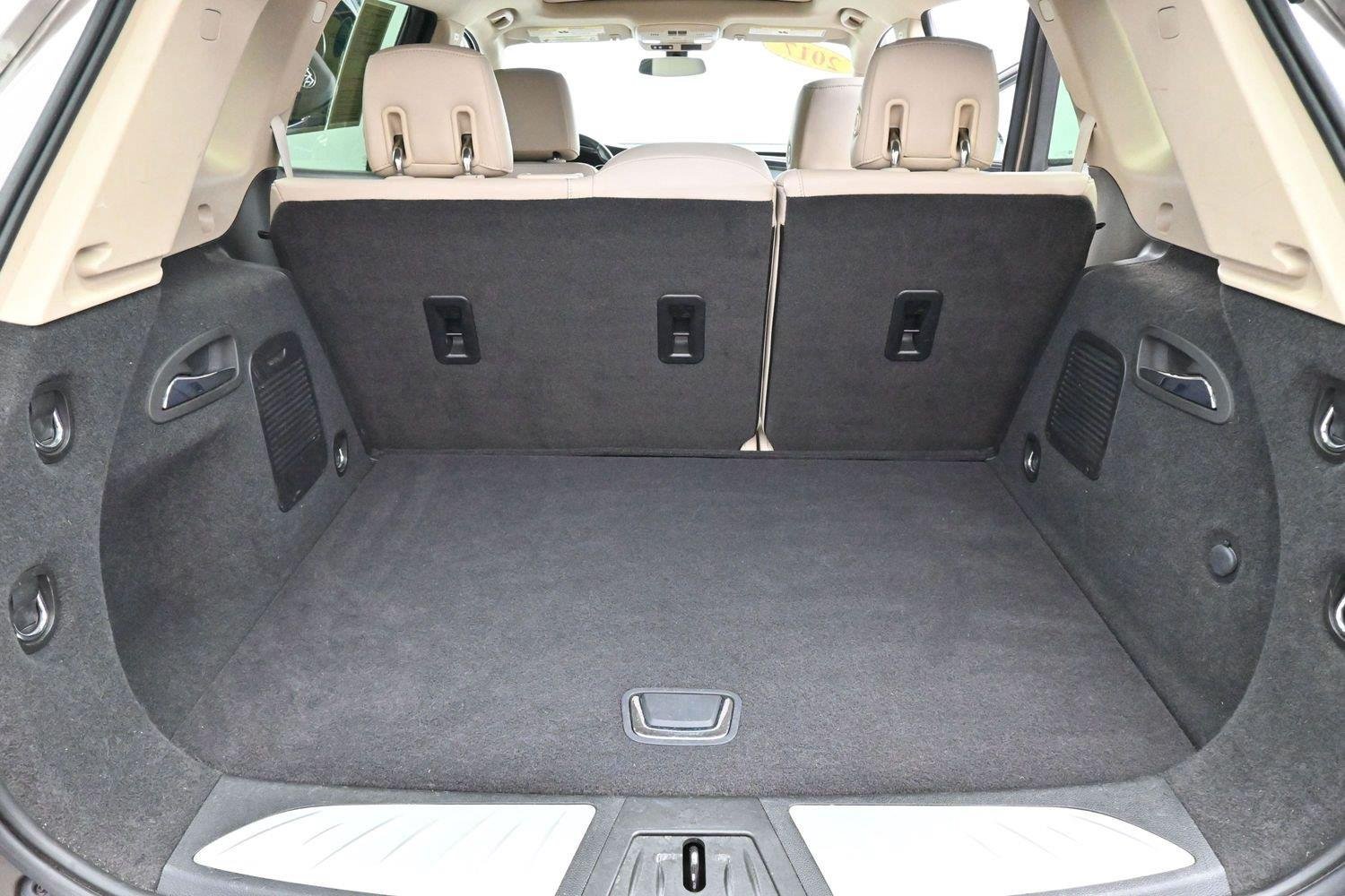 Used 2017 Buick Envision Essence FWD image 9