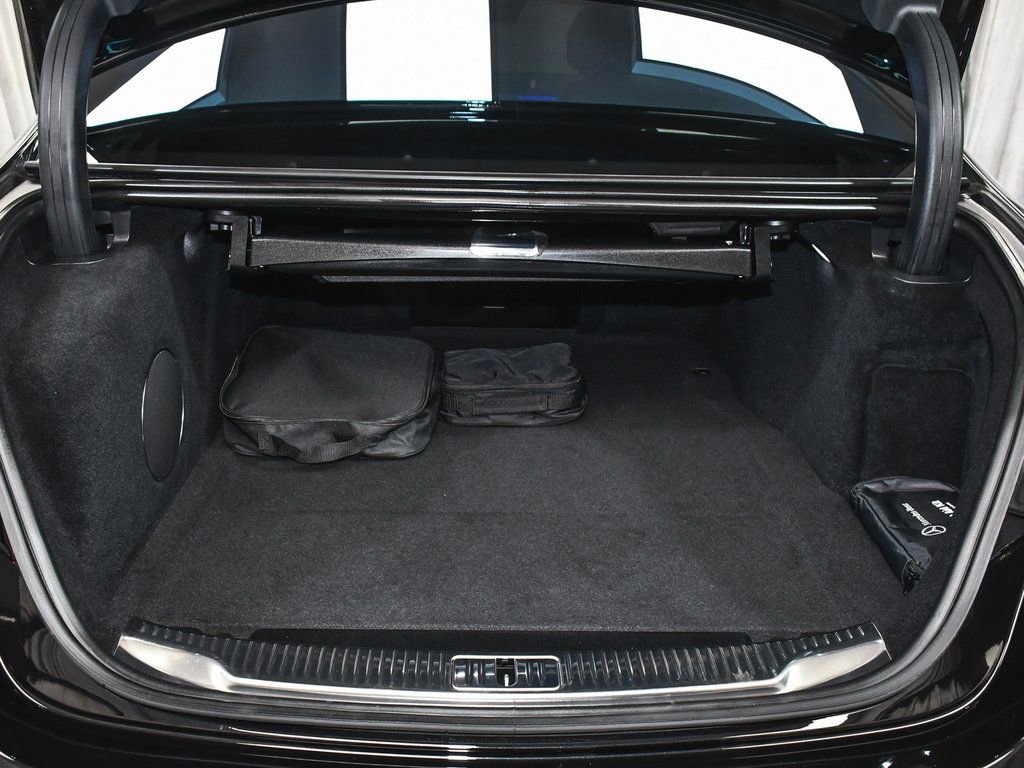 Used 2025 Mercedes-Benz S 63 AMG S w/ AMG Night Package image 77