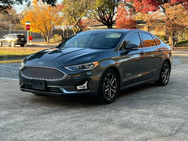 Used 2019 Ford Fusion Titanium image 1
