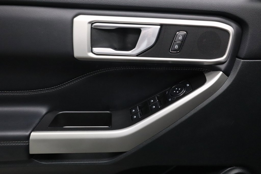 Certified 2023 Ford Explorer XLT w/ Equipment Group 202A image 23