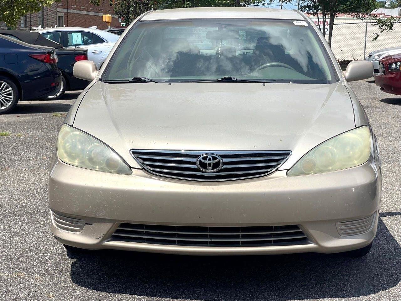 Used 2006 Toyota Camry LE FWD image 3