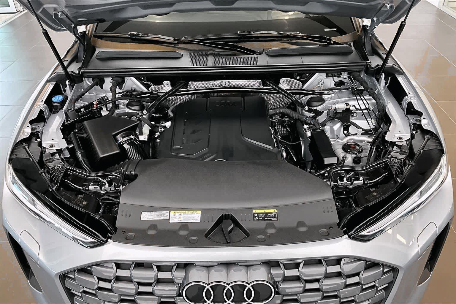 Certified 2025 Audi Q5 Premium AWD/4WD image 30