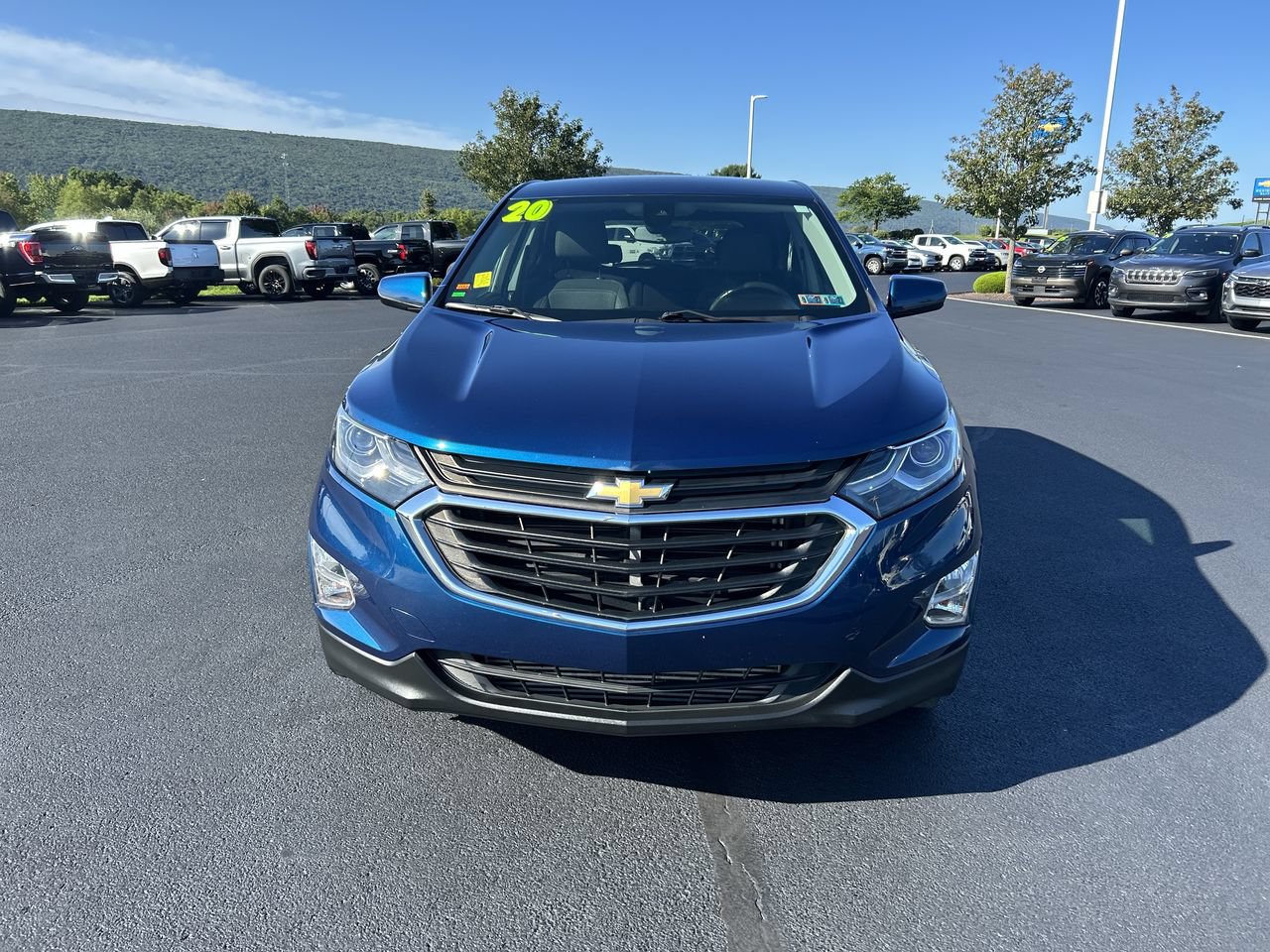 Used 2020 Chevrolet Equinox LT AWD/4WD image 2