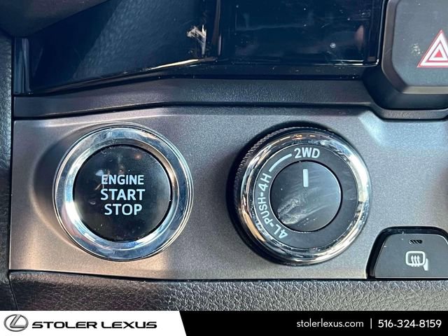 Used 2016 Toyota Tacoma TRD Sport w/ Towing Package image 31