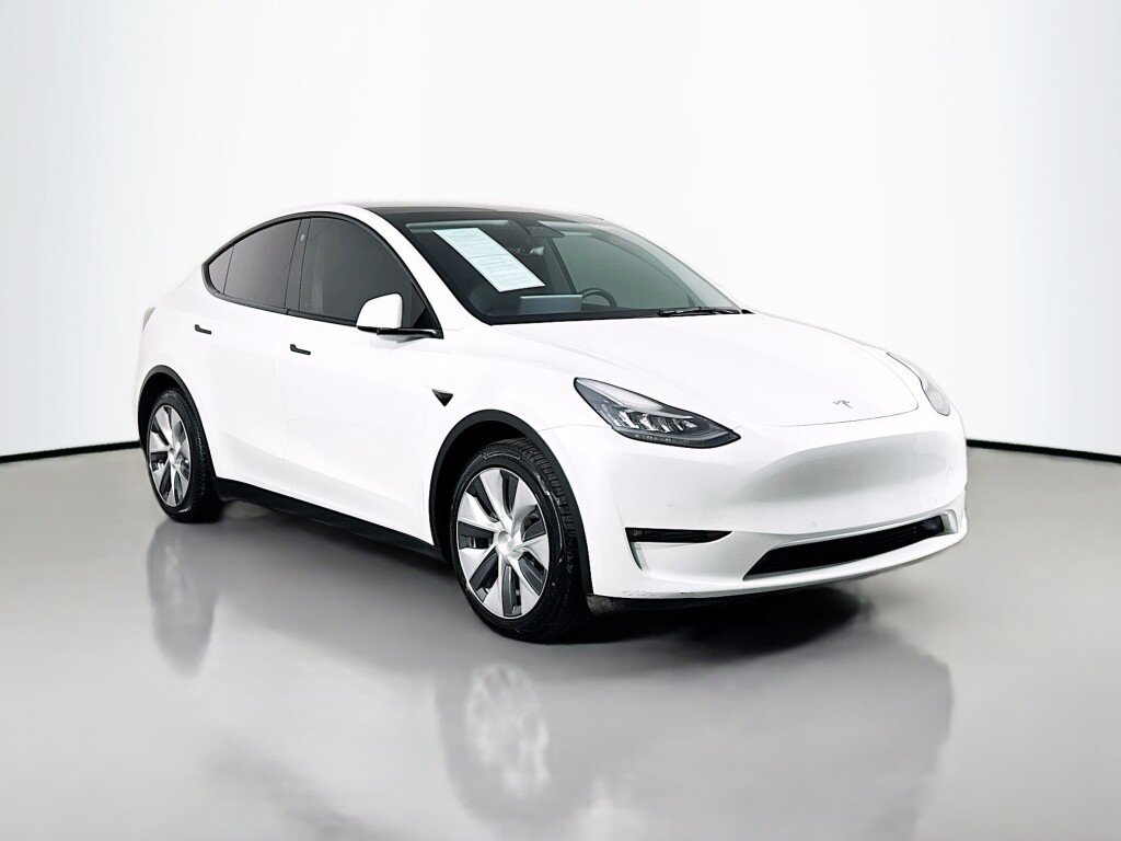 Used 2021 Tesla Model Y Long Range AWD/4WD image 7