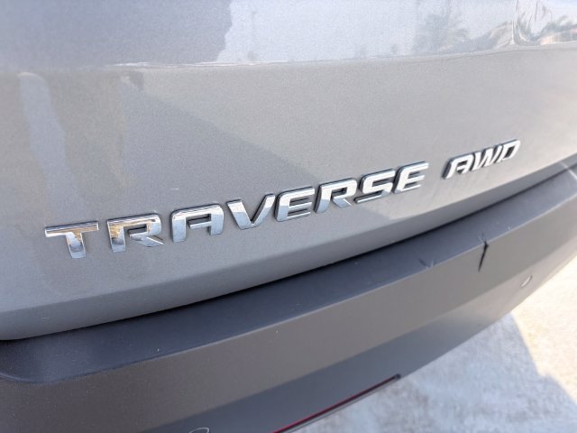 Used 2023 Chevrolet Traverse LT AWD/4WD image 27