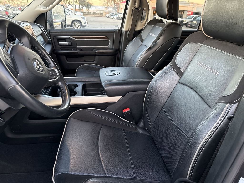 Used 2024 RAM 3500 Laramie image 12