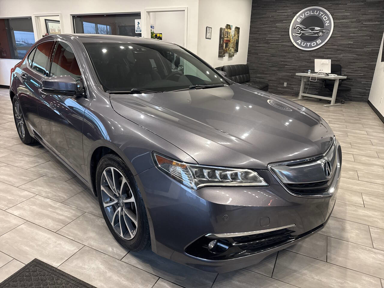 Used 2017 Acura TLX V6 w/ Advance Package image 2