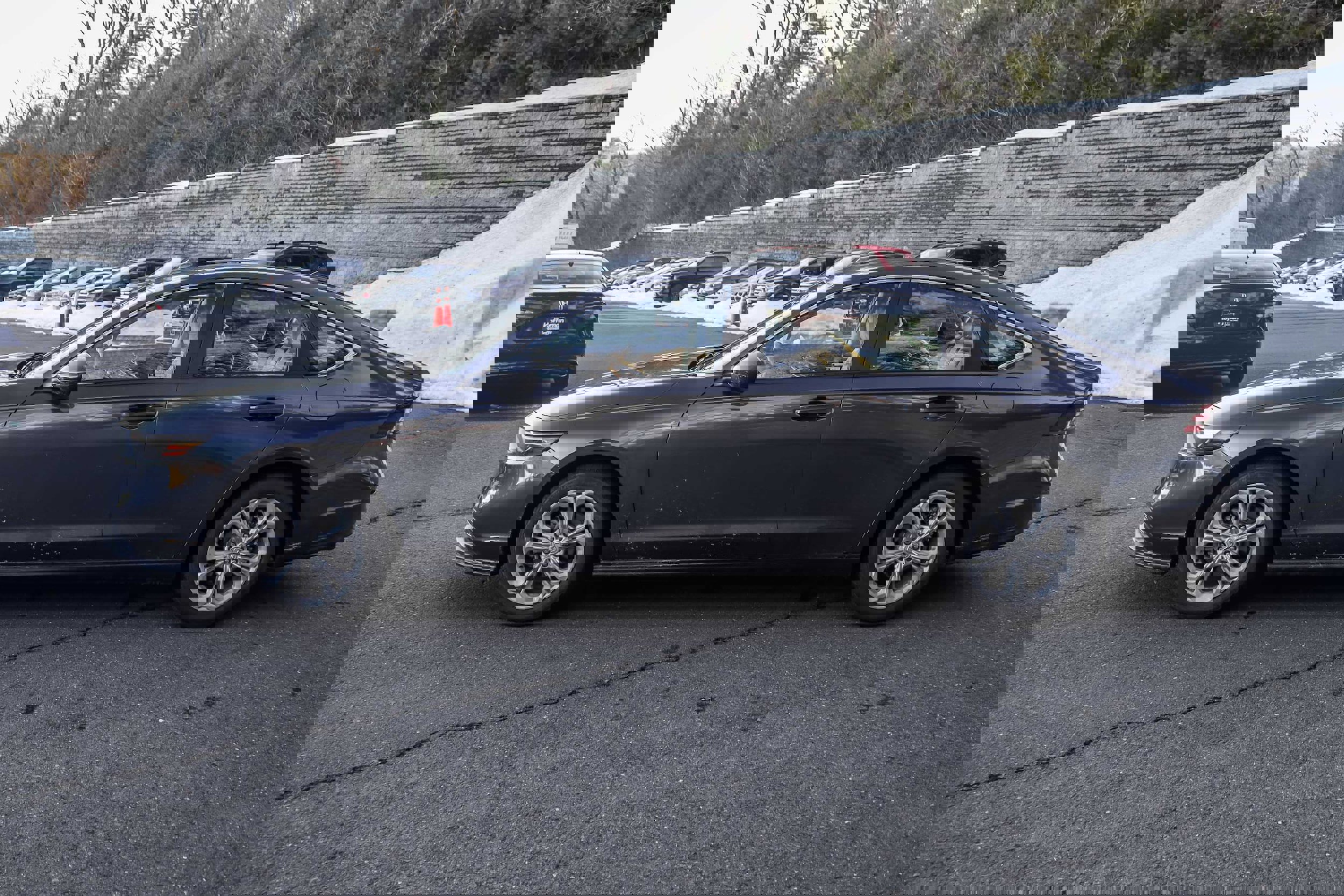 Used 2025 Honda Accord LX image 8