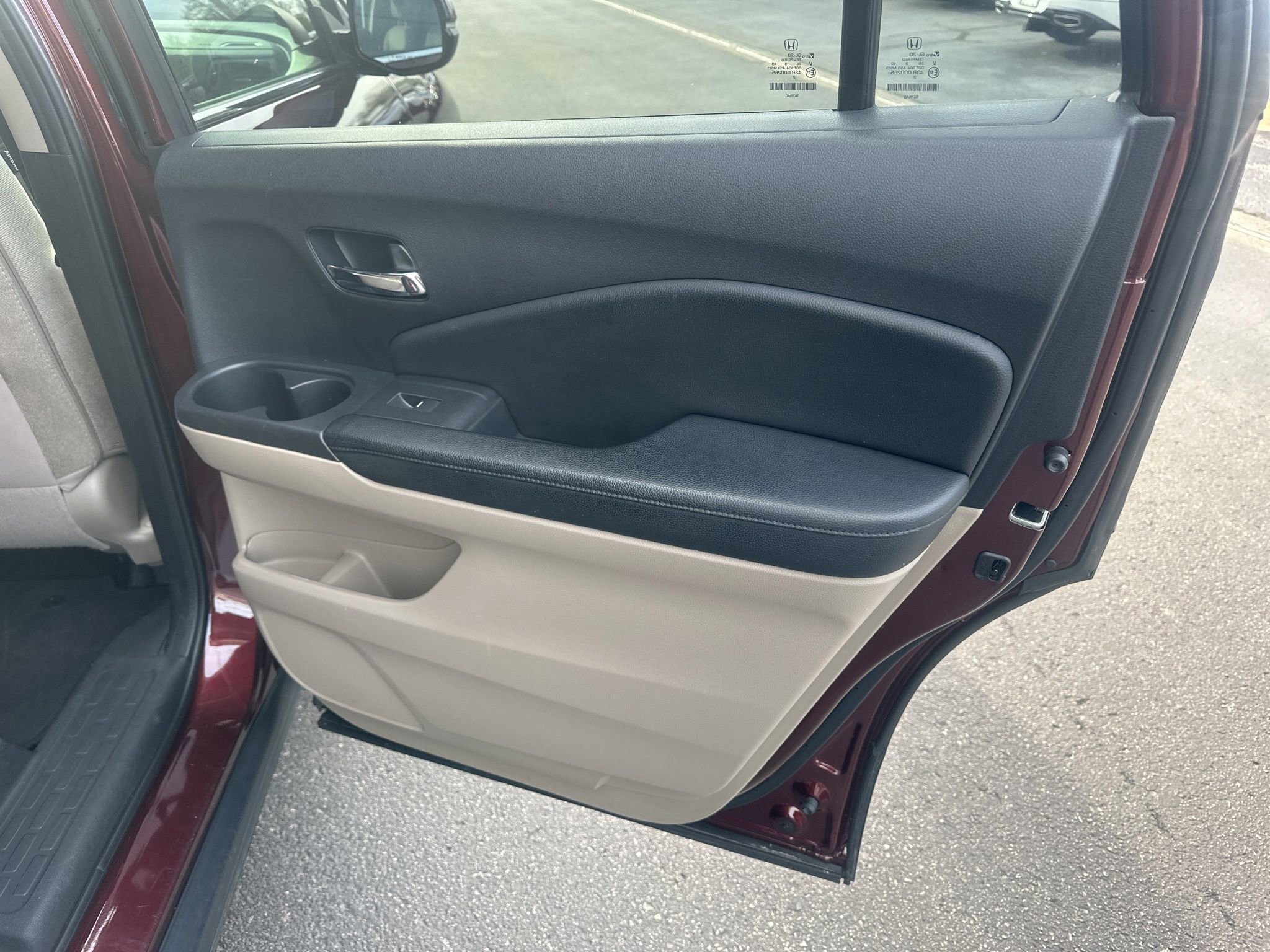 Used 2019 Honda Pilot EX image 11