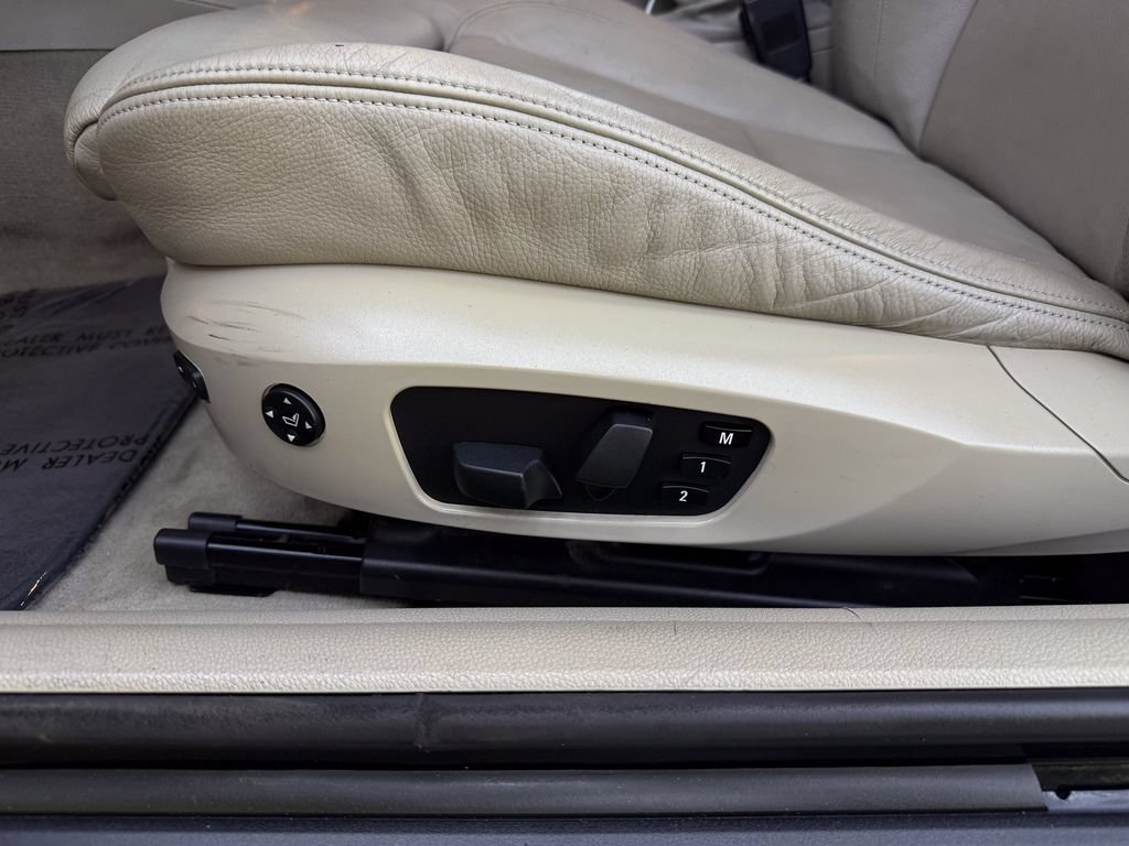 Used 2009 BMW 135i Coupe RWD image 16