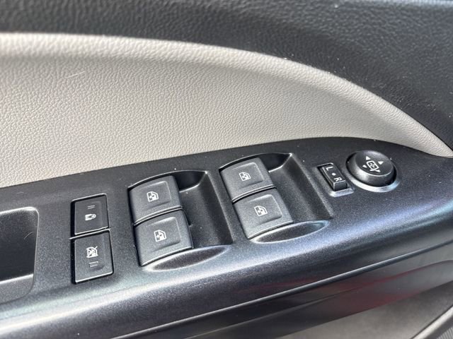 Used 2021 Chevrolet Colorado W/T w/ Custom Special Edition image 24