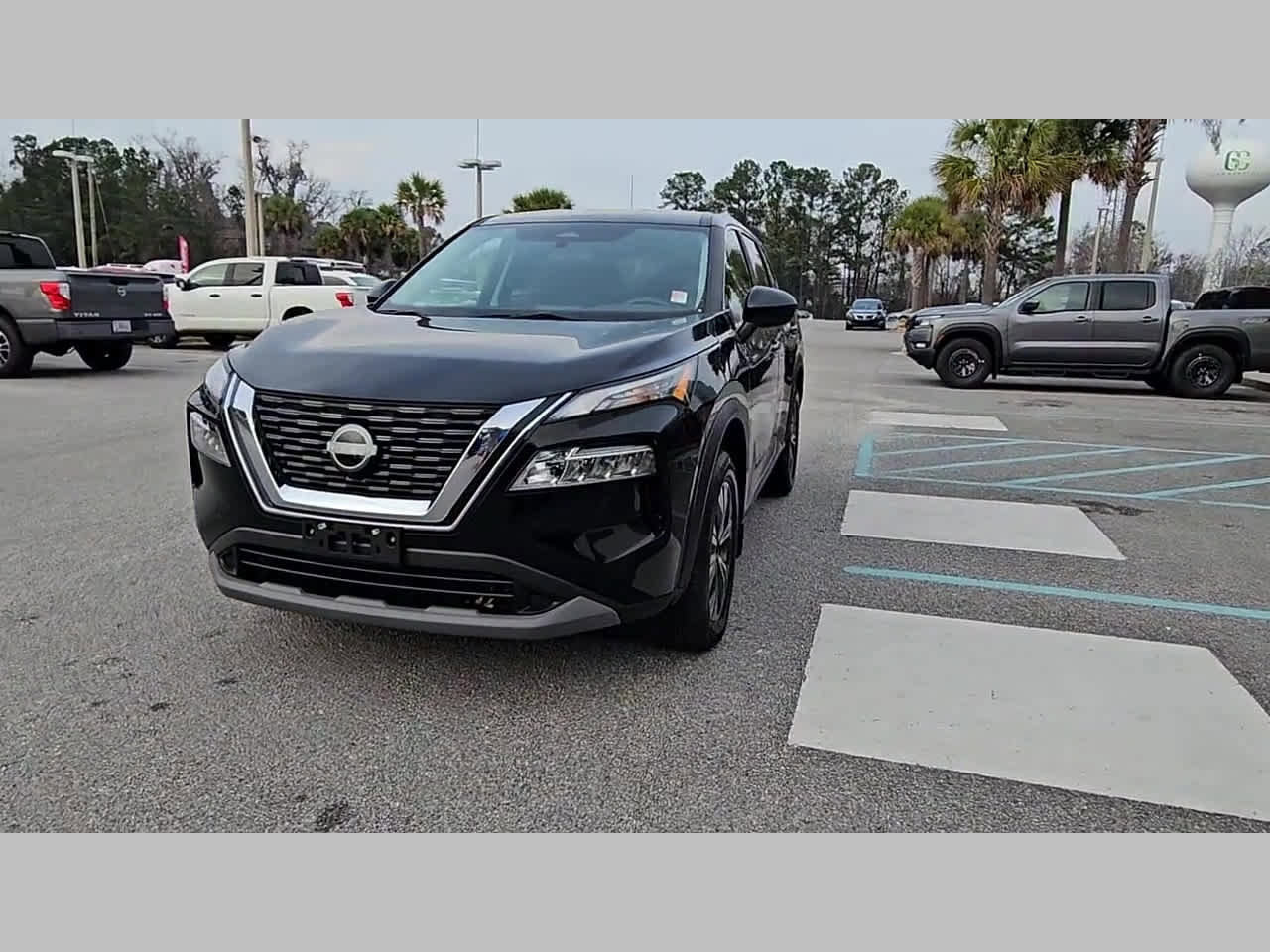Used 2023 Nissan Rogue SV image 20