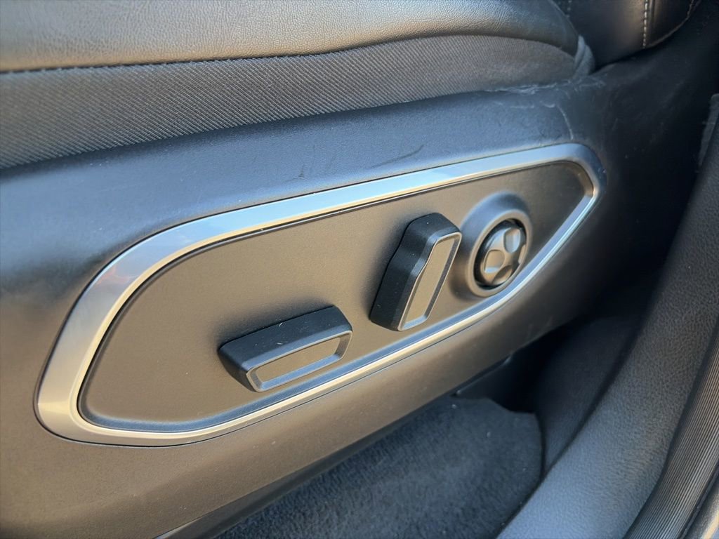 Used 2024 Jeep Wagoneer Series II w/ Flexible Seating Group AWD/4WD image 10