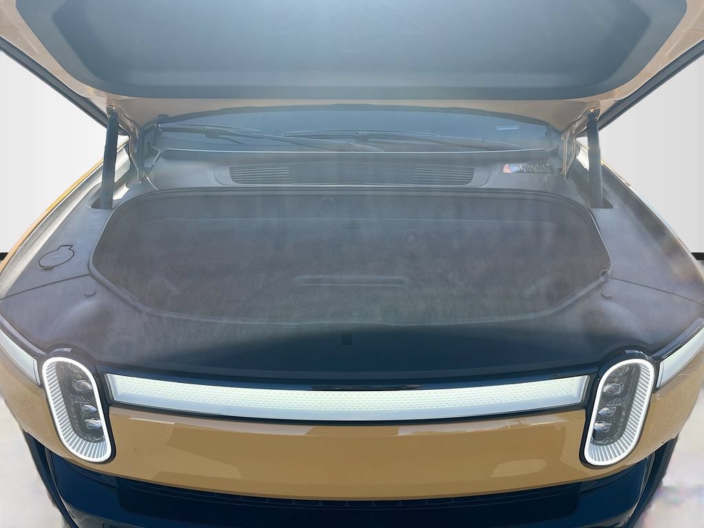 Used 2023 Rivian R1S Adventure AWD/4WD image 30