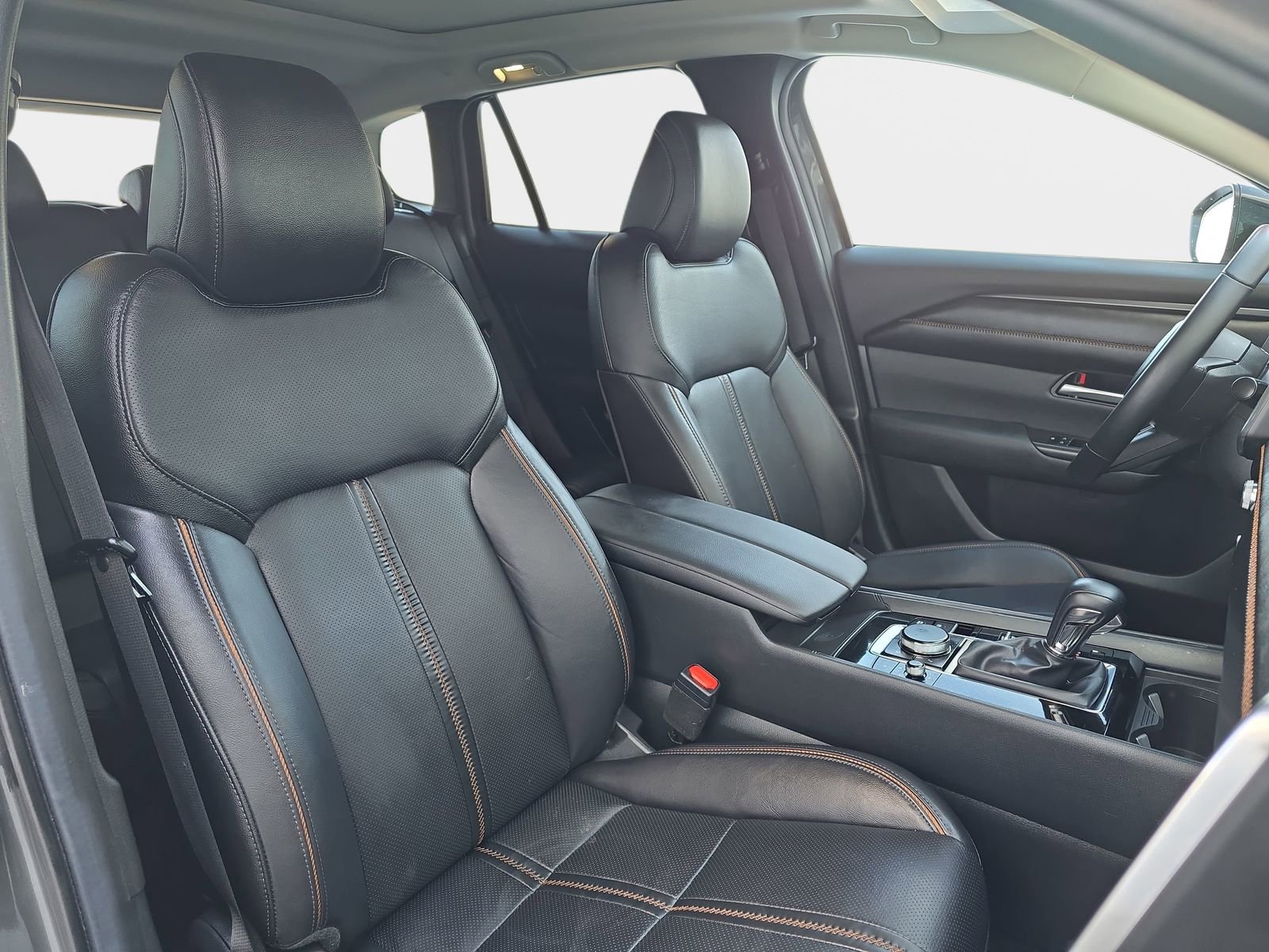 Used 2025 MAZDA CX-50 AWD 2.5 S w/ Premium Plus Pkg image 12