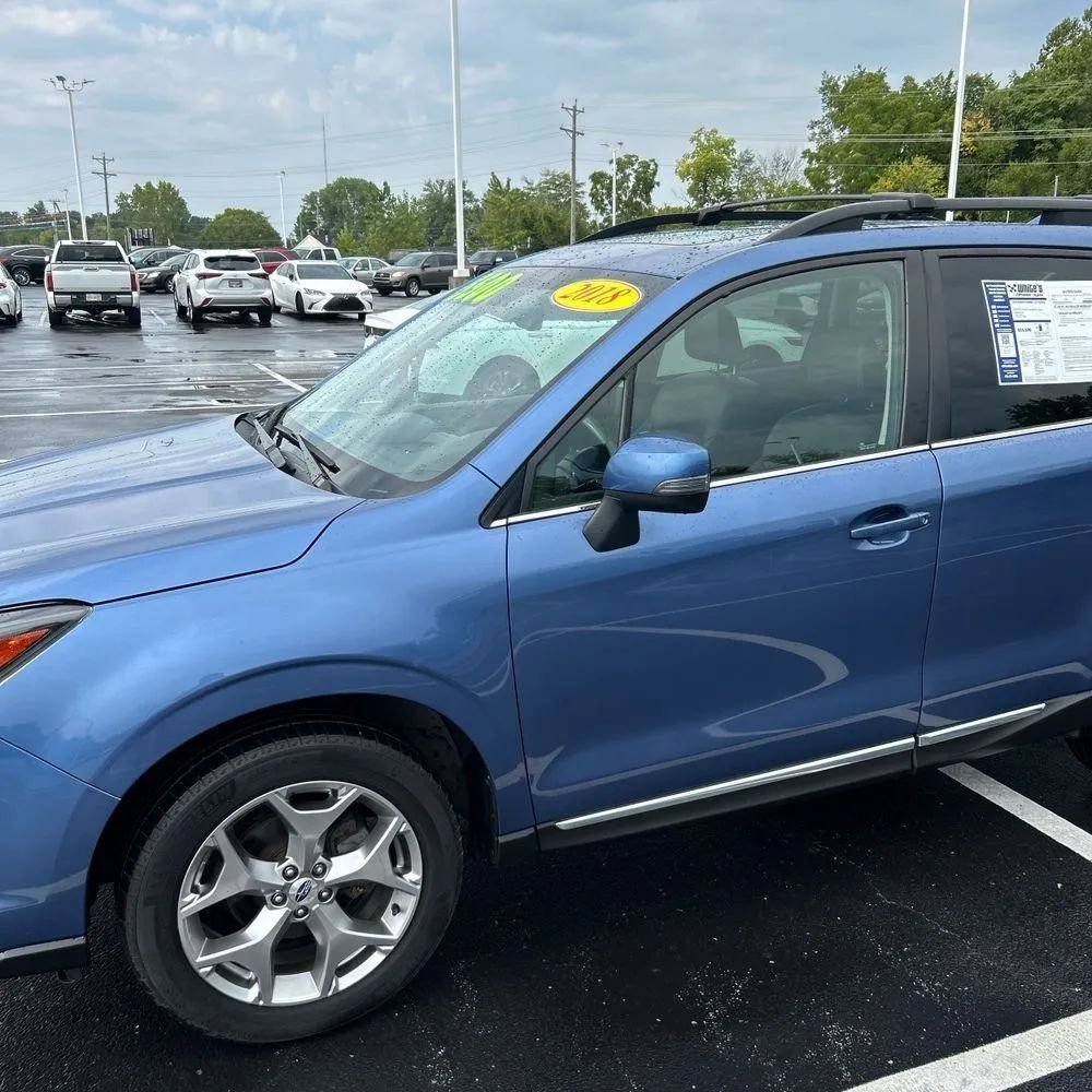 Used 2018 Subaru Forester 2.5i Touring w/ Popular Package #3B AWD/4WD image 2